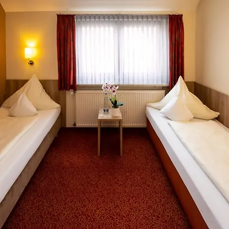 Hotel Ambient Am Europakanal
