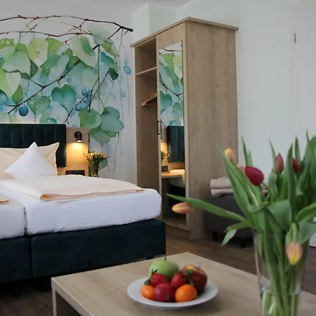 Hotel Ambient Am Europakanal