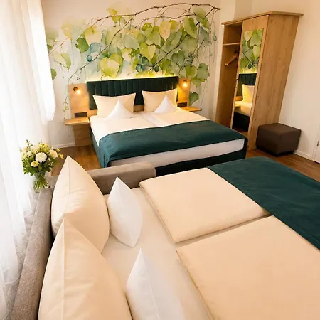 Ambient Am Europakanal Hotel Fürth